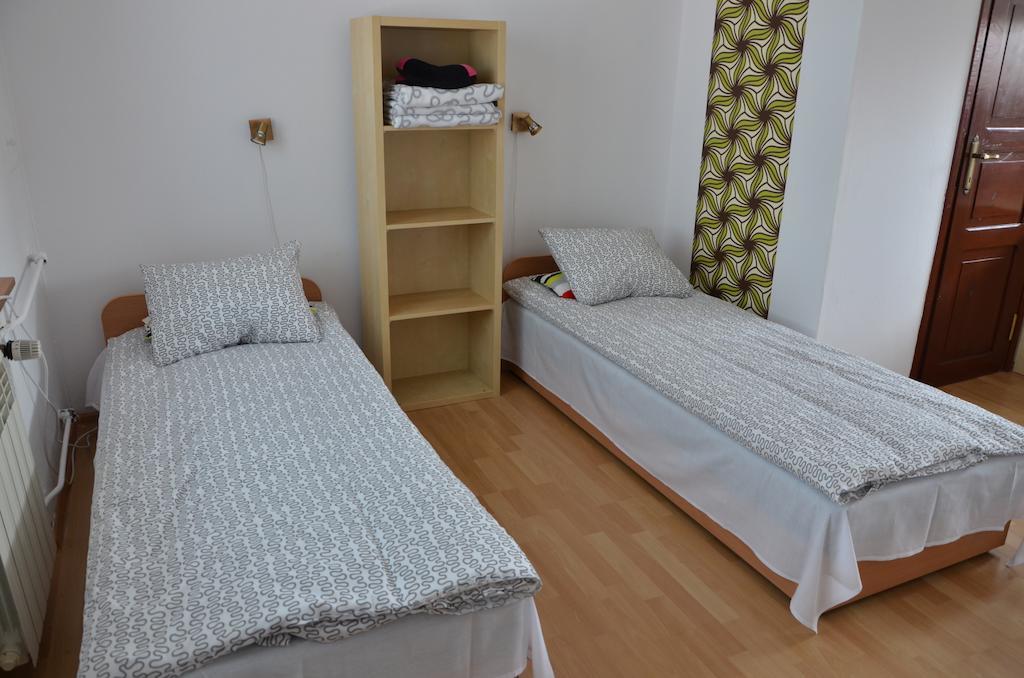 Apartament Tolek Варшава Стая снимка