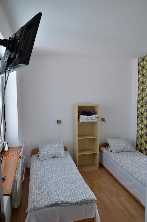 Apartament Tolek Варшава Екстериор снимка